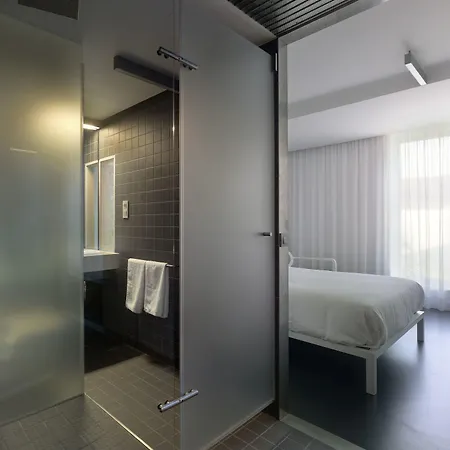Moure Hotel