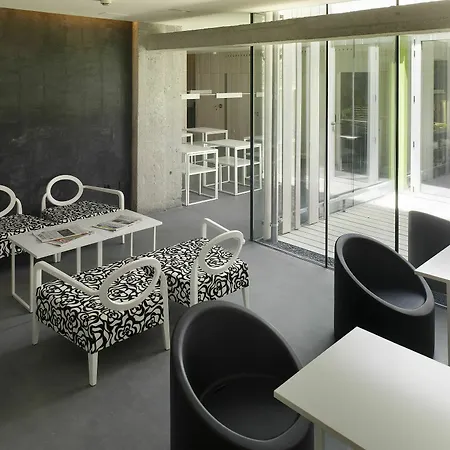 Moure Hotel 2*